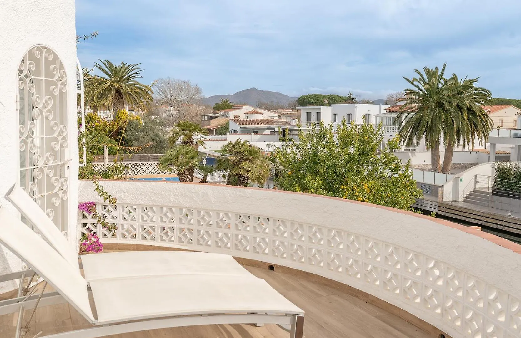 Welcs Casa 122 Emp Con Piscina Y Cerca Del Canal Empuriabrava Spain