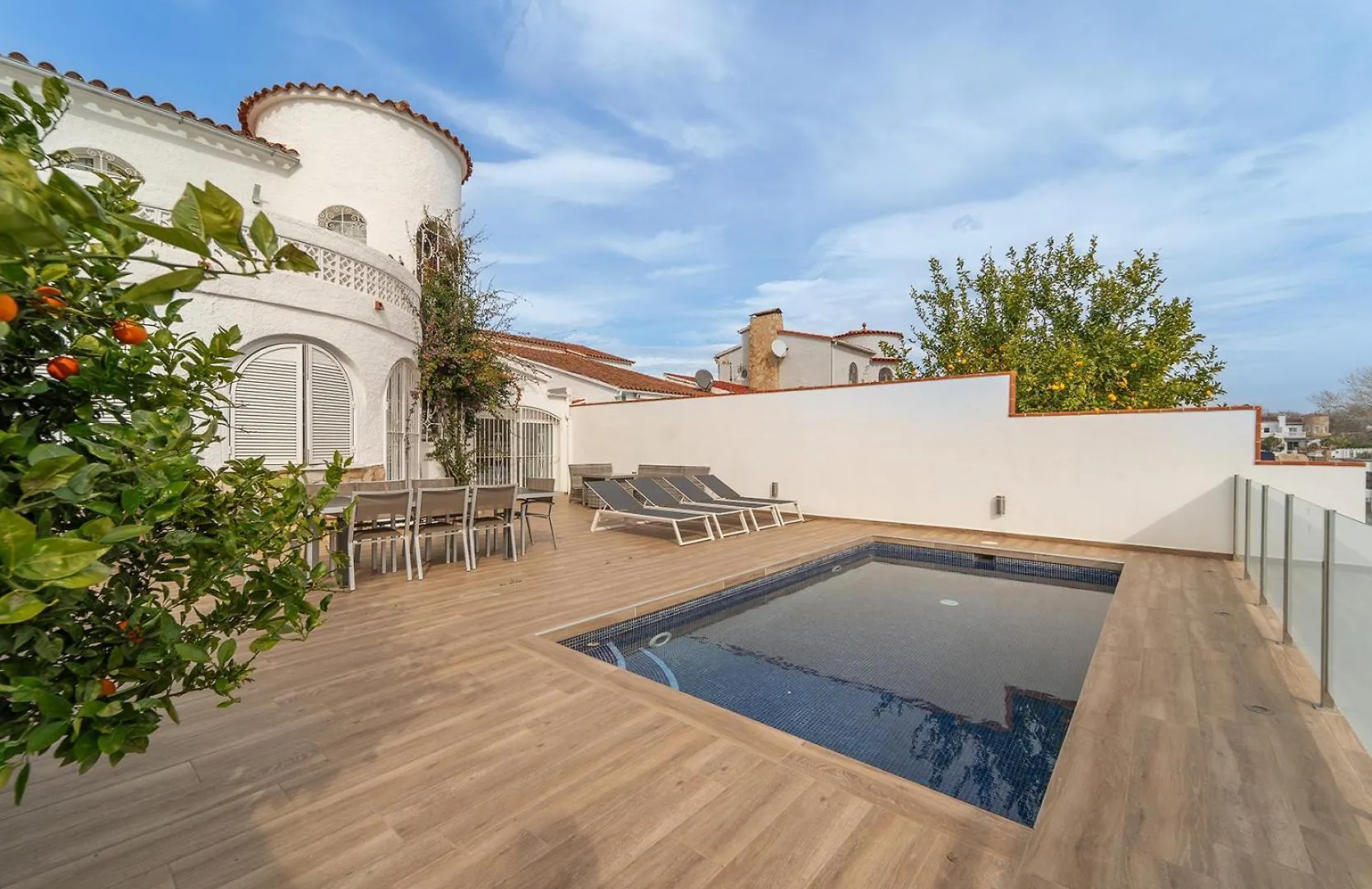 Villa Welcs Casa 122 Emp Con Piscina Y Cerca Del Canal Empuriabrava Spain